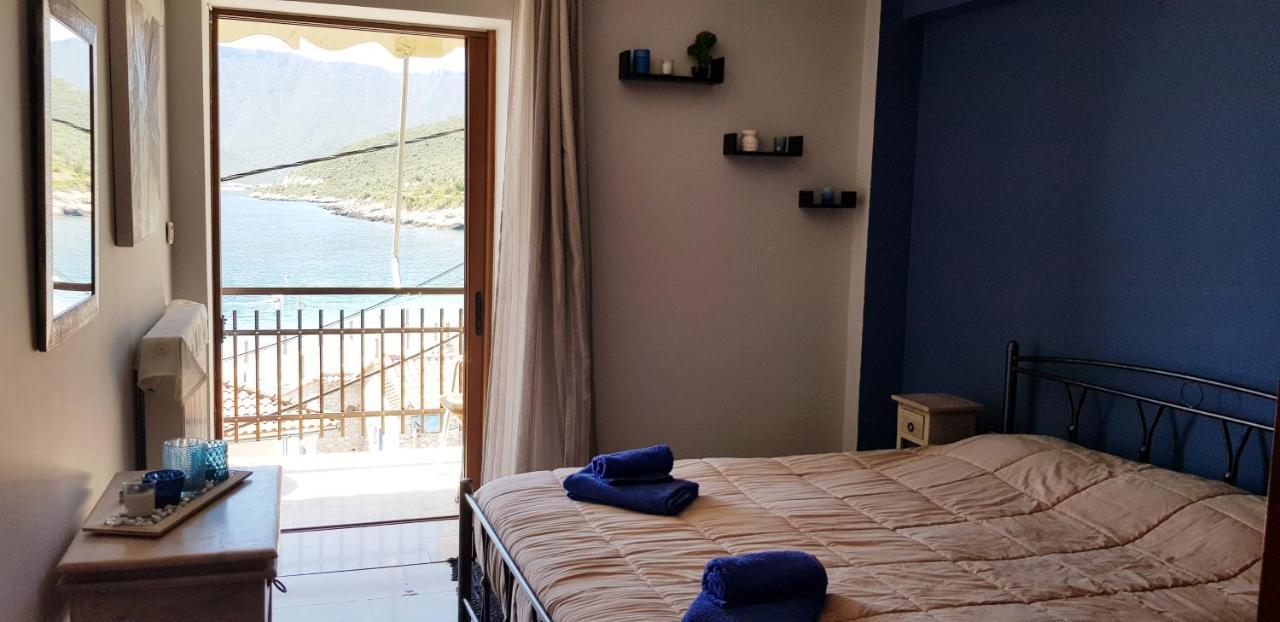 Niki "S Apartment Plaka  Екстер'єр фото